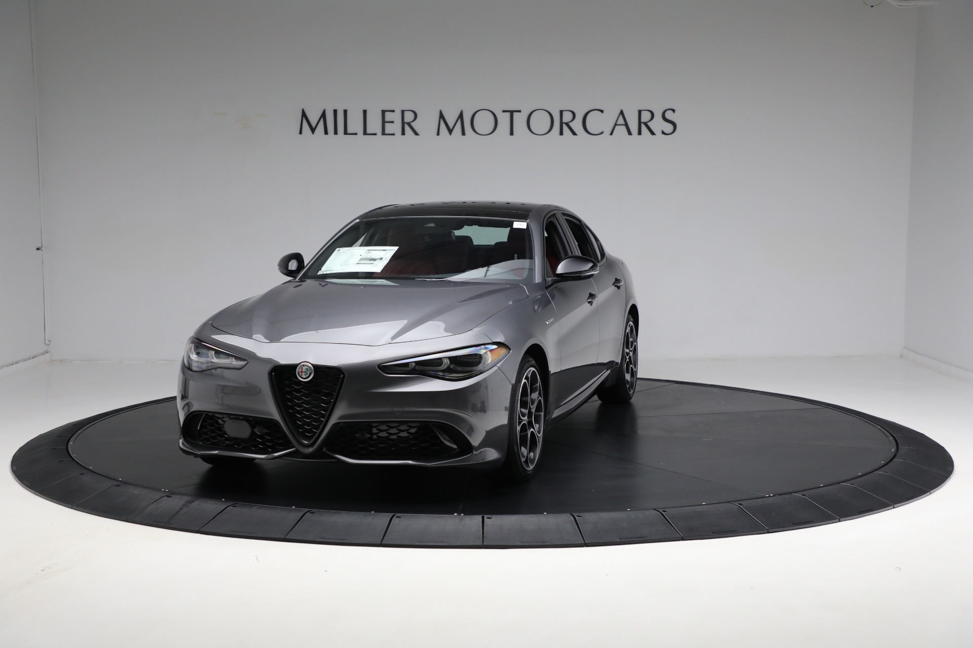 New 2024 Alfa Romeo Giulia Veloce for sale $56,050 at Maserati of Greenwich in Greenwich CT 06830 1