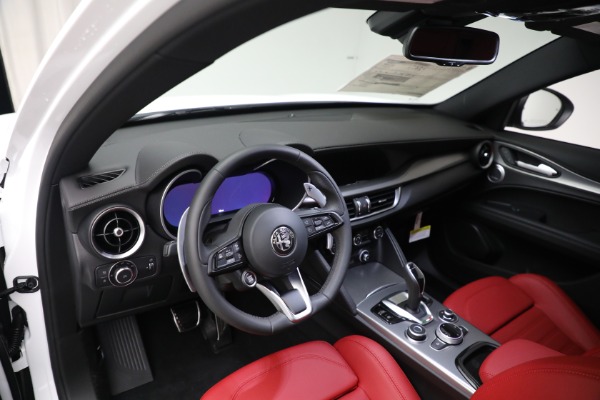 New 2024 Alfa Romeo Stelvio Veloce for sale Sold at Maserati of Greenwich in Greenwich CT 06830 19