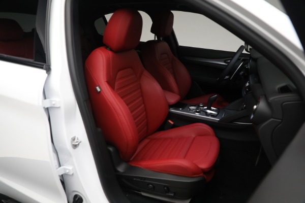 New 2024 Alfa Romeo Stelvio Veloce for sale Sold at Maserati of Greenwich in Greenwich CT 06830 23