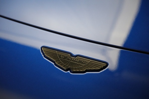 New 2023 Aston Martin Vantage V8 for sale $203,286 at Maserati of Greenwich in Greenwich CT 06830 24