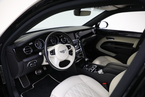 Used 2017 Bentley Mulsanne Extended Wheelbase for sale $259,900 at Maserati of Greenwich in Greenwich CT 06830 16