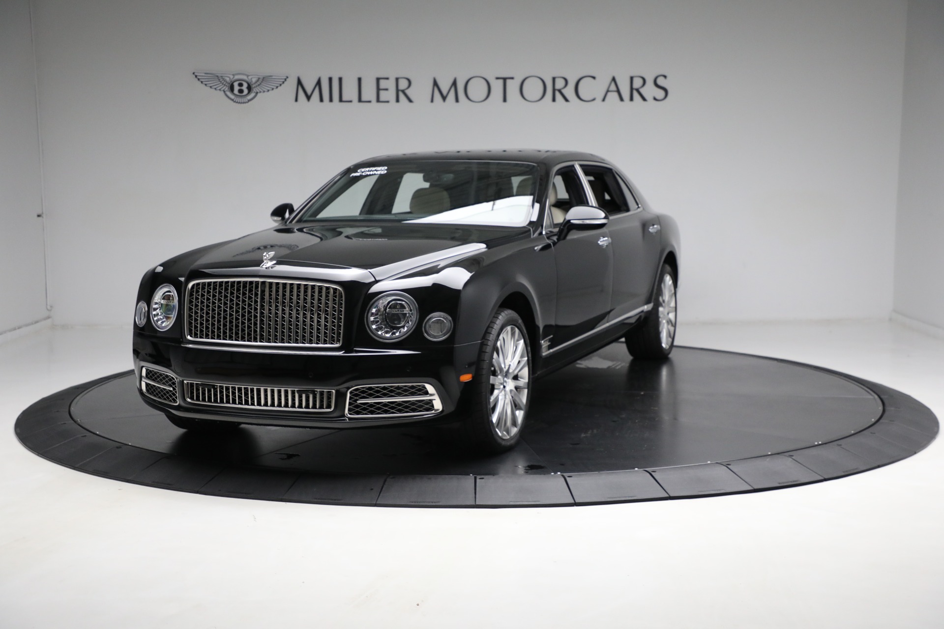 Used 2017 Bentley Mulsanne Extended Wheelbase for sale $259,900 at Maserati of Greenwich in Greenwich CT 06830 1