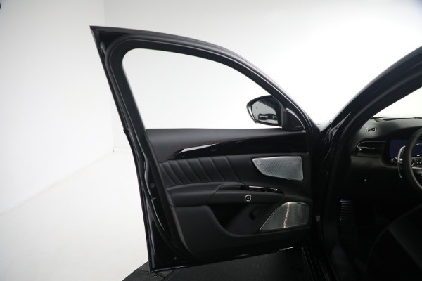 New 2023 Maserati Grecale Modena for sale $91,401 at Maserati of Greenwich in Greenwich CT 06830 21