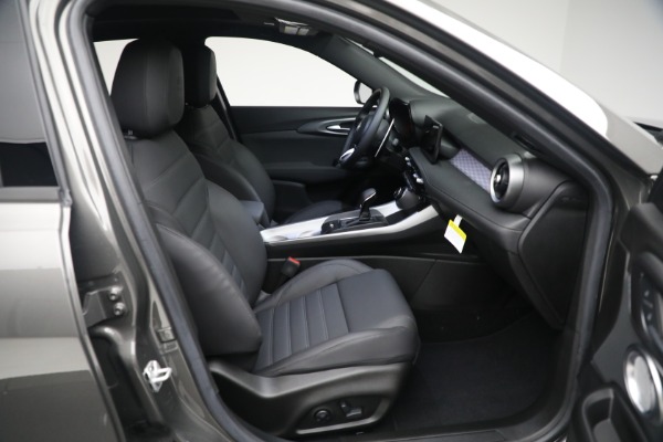 New 2024 Alfa Romeo Tonale Ti for sale $54,450 at Maserati of Greenwich in Greenwich CT 06830 21