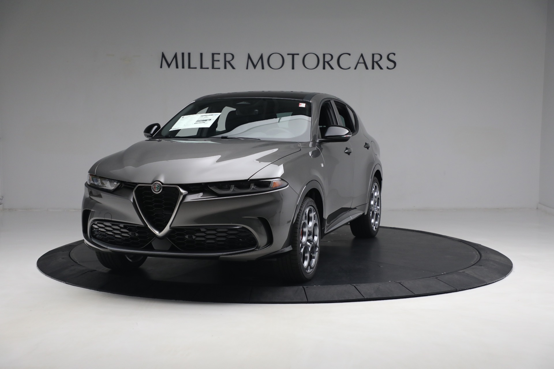 New 2024 Alfa Romeo Tonale Ti for sale $54,450 at Maserati of Greenwich in Greenwich CT 06830 1