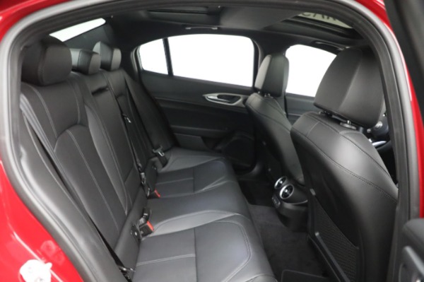 New 2024 Alfa Romeo Giulia Ti for sale $51,115 at Maserati of Greenwich in Greenwich CT 06830 20