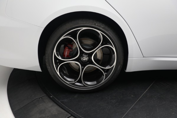 New 2024 Alfa Romeo Giulia Veloce for sale $53,940 at Maserati of Greenwich in Greenwich CT 06830 20