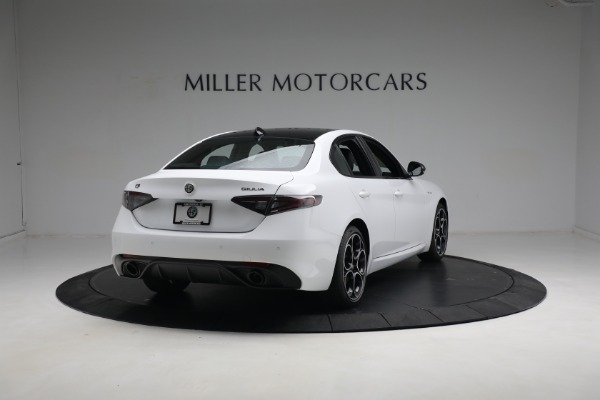 New 2024 Alfa Romeo Giulia Veloce for sale $53,940 at Maserati of Greenwich in Greenwich CT 06830 9