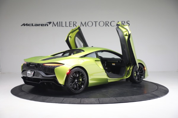 New 2023 McLaren Artura Vision for sale $277,875 at Maserati of Greenwich in Greenwich CT 06830 16