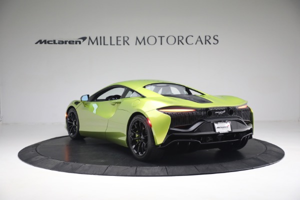 New 2023 McLaren Artura Vision for sale $277,875 at Maserati of Greenwich in Greenwich CT 06830 5