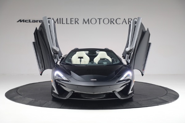 Used 2018 McLaren 570S Spider for sale Sold at Maserati of Greenwich in Greenwich CT 06830 13