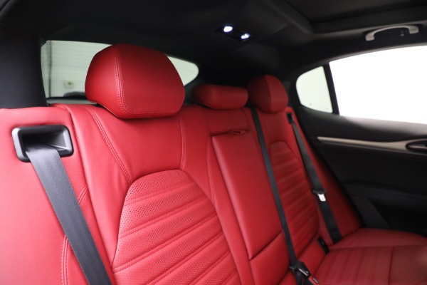 New 2023 Alfa Romeo Stelvio Veloce for sale $48,900 at Maserati of Greenwich in Greenwich CT 06830 15