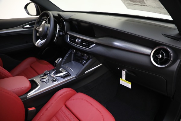 New 2023 Alfa Romeo Stelvio Veloce for sale $48,900 at Maserati of Greenwich in Greenwich CT 06830 18