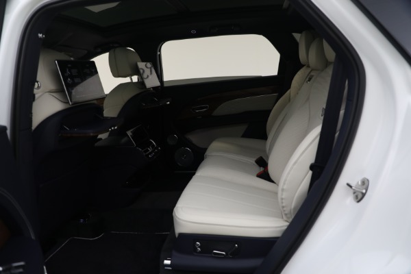 New 2023 Bentley Bentayga EWB Azure V8 for sale $292,110 at Maserati of Greenwich in Greenwich CT 06830 22