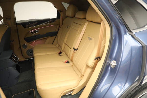 New 2023 Bentley Bentayga Hybrid for sale $250,740 at Maserati of Greenwich in Greenwich CT 06830 25