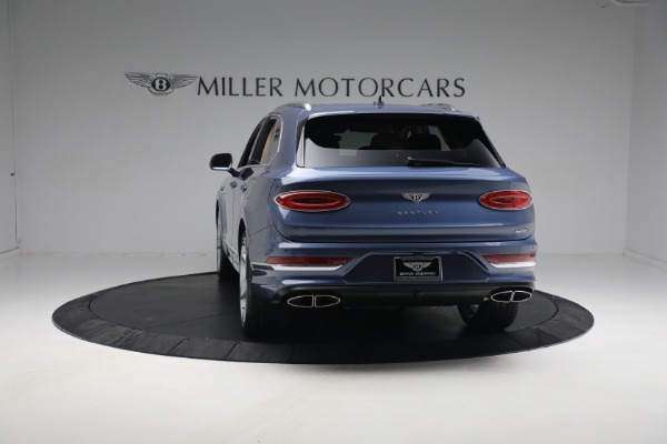 New 2023 Bentley Bentayga Hybrid for sale $250,740 at Maserati of Greenwich in Greenwich CT 06830 7