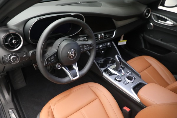 New 2024 Alfa Romeo Giulia Ti for sale $54,250 at Maserati of Greenwich in Greenwich CT 06830 19