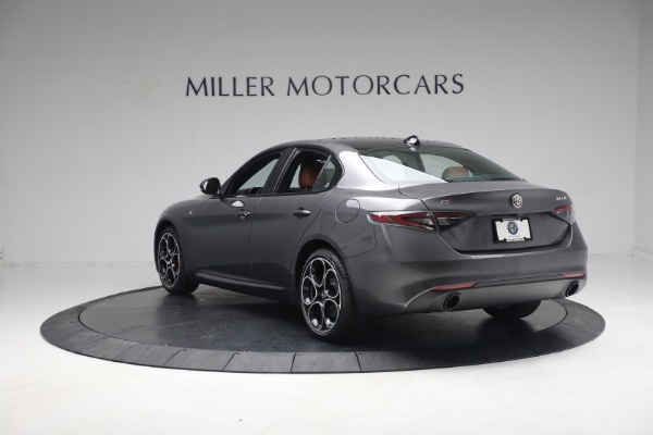 New 2024 Alfa Romeo Giulia Ti for sale $54,250 at Maserati of Greenwich in Greenwich CT 06830 7