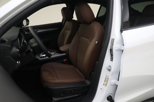 New 2024 Alfa Romeo Stelvio Ti for sale $54,570 at Maserati of Greenwich in Greenwich CT 06830 23