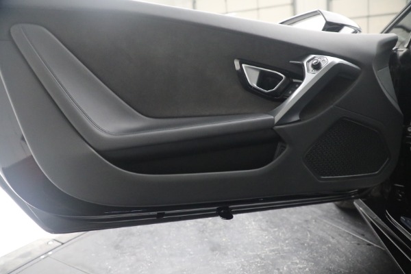 Used 2015 Lamborghini Huracan LP 610-4 for sale $219,900 at Maserati of Greenwich in Greenwich CT 06830 25