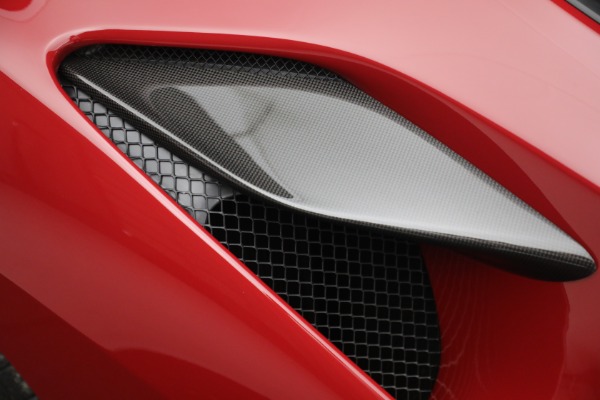 Used 2022 Ferrari F8 Tributo for sale $399,900 at Maserati of Greenwich in Greenwich CT 06830 22