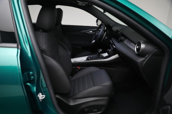 New 2024 Alfa Romeo Tonale Veloce for sale $58,840 at Maserati of Greenwich in Greenwich CT 06830 21