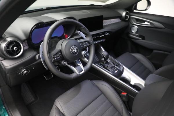 New 2024 Alfa Romeo Tonale Veloce for sale $58,840 at Maserati of Greenwich in Greenwich CT 06830 24