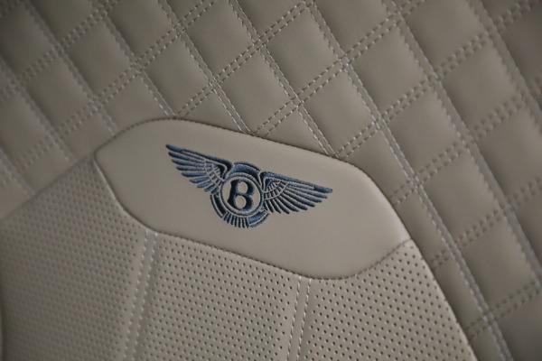 New 2023 Bentley Bentayga Azure Hybrid for sale $258,965 at Maserati of Greenwich in Greenwich CT 06830 22