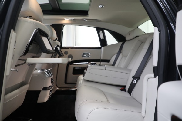 Used 2019 Rolls-Royce Ghost for sale $225,900 at Maserati of Greenwich in Greenwich CT 06830 27