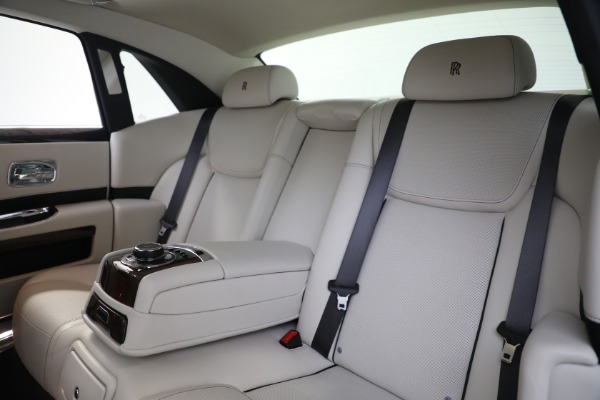 Used 2019 Rolls-Royce Ghost for sale $225,900 at Maserati of Greenwich in Greenwich CT 06830 28