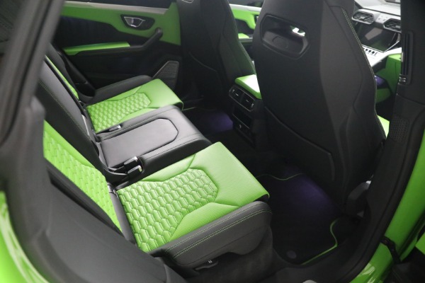 Used 2022 Lamborghini Urus for sale $269,900 at Maserati of Greenwich in Greenwich CT 06830 24