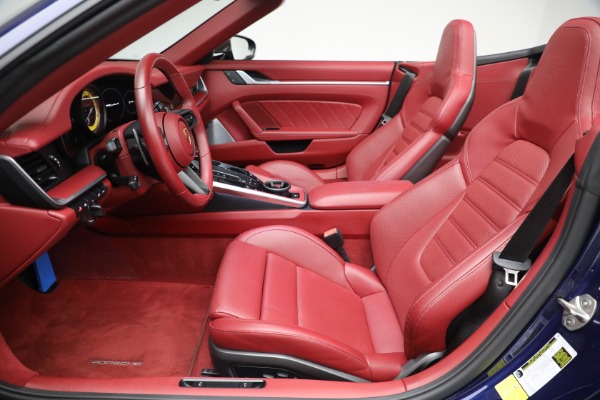 Used 2022 Porsche 911 Turbo S for sale $261,900 at Maserati of Greenwich in Greenwich CT 06830 21