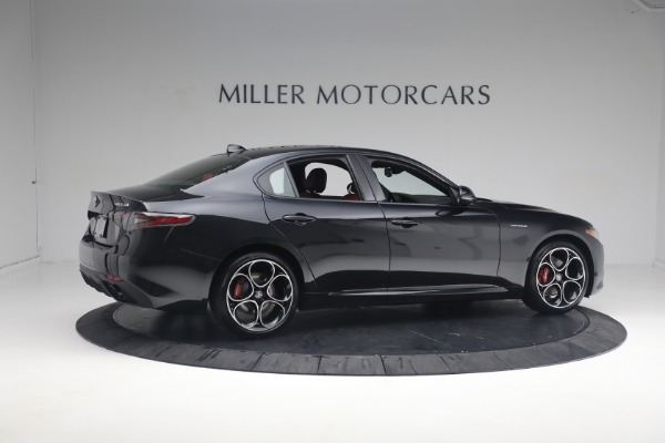 New 2024 Alfa Romeo Giulia Veloce for sale $55,350 at Maserati of Greenwich in Greenwich CT 06830 13