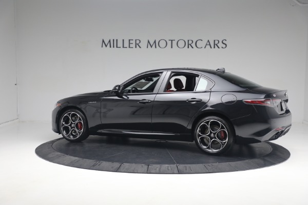 New 2024 Alfa Romeo Giulia Veloce for sale $55,350 at Maserati of Greenwich in Greenwich CT 06830 6