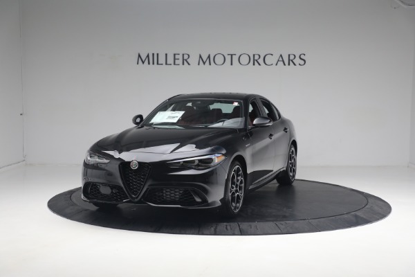 New 2024 Alfa Romeo Giulia Veloce for sale $55,350 at Maserati of Greenwich in Greenwich CT 06830 1