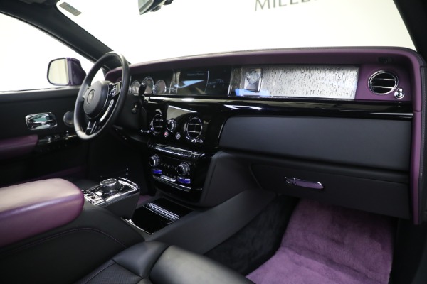 Used 2020 Rolls-Royce Phantom for sale $339,900 at Maserati of Greenwich in Greenwich CT 06830 19