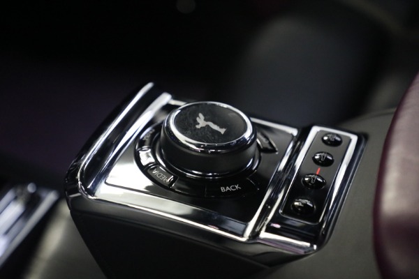 Used 2020 Rolls-Royce Phantom for sale $394,900 at Maserati of Greenwich in Greenwich CT 06830 25