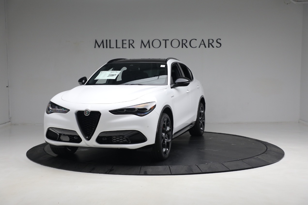 New 2024 Alfa Romeo Stelvio Veloce for sale $55,495 at Maserati of Greenwich in Greenwich CT 06830 1
