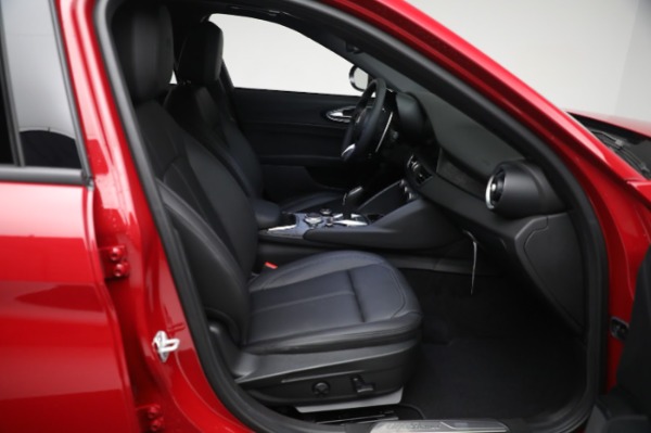New 2024 Alfa Romeo Giulia Sprint for sale Sold at Maserati of Greenwich in Greenwich CT 06830 21