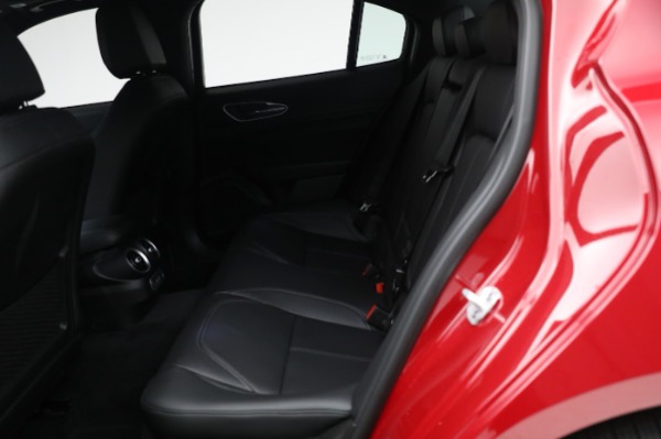 New 2024 Alfa Romeo Giulia Sprint for sale Sold at Maserati of Greenwich in Greenwich CT 06830 24
