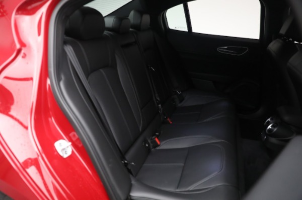 New 2024 Alfa Romeo Giulia Sprint for sale Sold at Maserati of Greenwich in Greenwich CT 06830 25