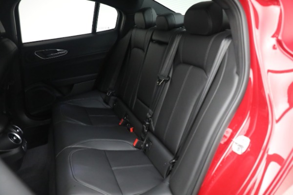New 2024 Alfa Romeo Giulia Sprint for sale Sold at Maserati of Greenwich in Greenwich CT 06830 26
