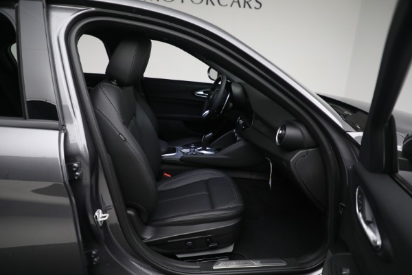 New 2024 Alfa Romeo Giulia Sprint for sale Sold at Maserati of Greenwich in Greenwich CT 06830 21