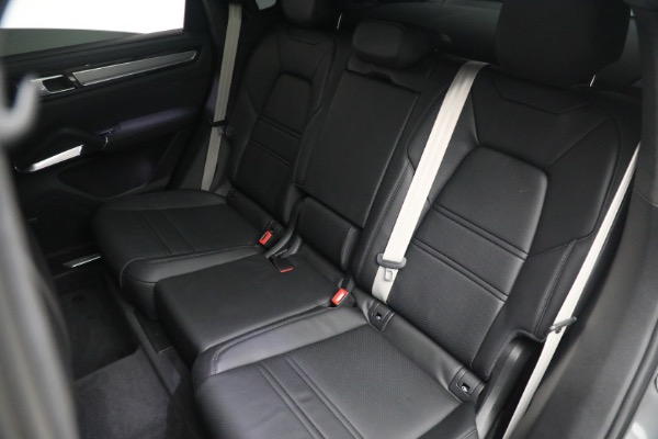 Used 2023 Porsche Cayenne Turbo Coupe for sale $149,900 at Maserati of Greenwich in Greenwich CT 06830 24