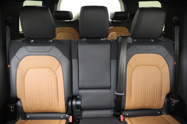 Used 2023 Land Rover Defender 130 X for sale $99,900 at Maserati of Greenwich in Greenwich CT 06830 21
