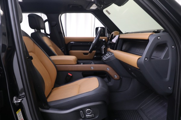 Used 2023 Land Rover Defender 130 X for sale $99,900 at Maserati of Greenwich in Greenwich CT 06830 25