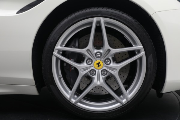 Used 2017 Ferrari California T for sale $151,900 at Maserati of Greenwich in Greenwich CT 06830 27