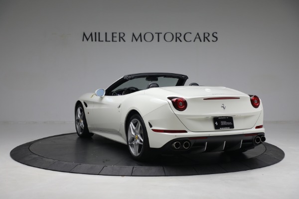 Used 2017 Ferrari California T for sale $151,900 at Maserati of Greenwich in Greenwich CT 06830 5