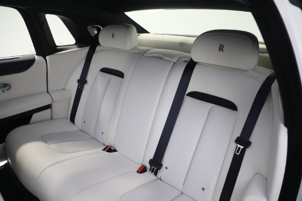 Used 2022 Rolls-Royce Ghost for sale $295,900 at Maserati of Greenwich in Greenwich CT 06830 22