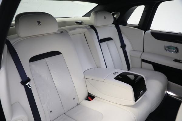 Used 2022 Rolls-Royce Ghost for sale $299,900 at Maserati of Greenwich in Greenwich CT 06830 24